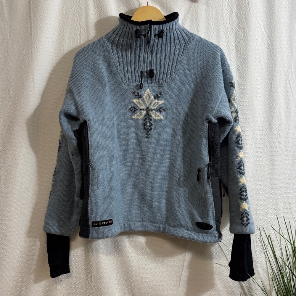 Dale of Norway Woman's Istind Windproof Windstopper blue Wool Ski Sweater Size L - Picture 2 of 16